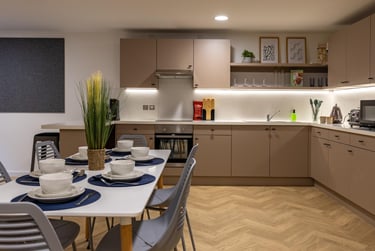 Classic Ensuite at Arcadian, 260 Huntingdon Street, City Centre, Nottingham, NG13NB - Image 9