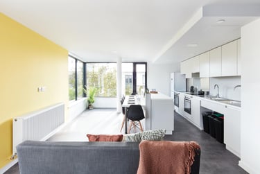 Classic Ensuite at Ravilious House, Lewes Road, Lewes Road, Brighton, BN23HW - Image 6