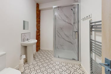 6 bed house, Braunstone Gate, City Centre, Leicester, LE35LG - Image 11