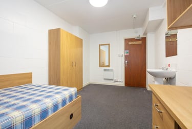 Non Ensuite - Bronze at Linksfield House, 9-11 Linksfield Road, Pittodrie, Aberdeen, AB245RW - Image 5