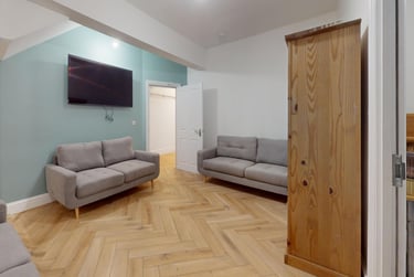 9 bed house, Wynyard Grove, Gilesgate, Durham, DH12QJ - Image 2