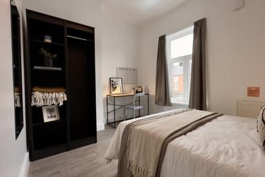 3 bed house, Romney Street, Charlestown, Salford, M66DG - Image 1
