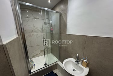 8 bed house, Hyde Park Terrace, Hyde Park, Leeds, LS61BJ - Image 8