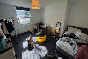 8 bed house, Hyde Park Terrace, Hyde Park, Leeds, LS61BJ - Image 9