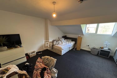 8 bed house, Hyde Park Terrace, Hyde Park, Leeds, LS61BJ - Image 3