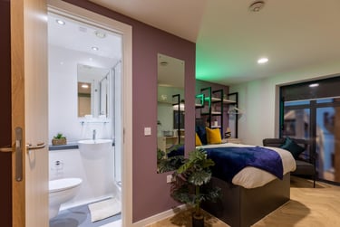 Platinum Plus Studio at Arcadian, 260 Huntingdon Street, City Centre, Nottingham, NG13NB - Image 2