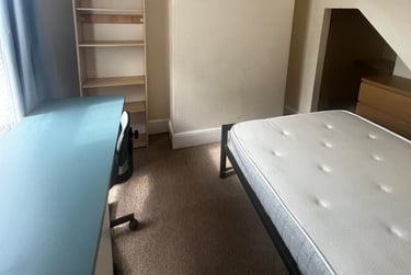 4 bed house, Granville Street, City Centre, Loughborough, LE113BN - Image 3