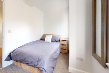 6 bed house, Goods Yard Close, City Centre, Loughborough, LE115EB - Image 10