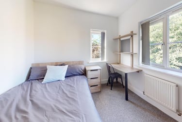 6 bed house, Goods Yard Close, City Centre, Loughborough, LE115EB - Image 9