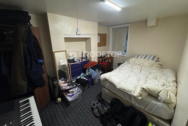 7 bed house, Norwood Terrace, Hyde Park, Leeds, LS61EA - Image 10