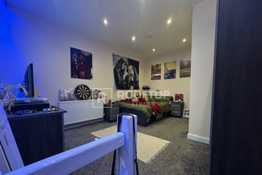 1 bed house, Victoria Road, Hyde Park, Leeds, LS61DU - Image 5