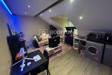 1 bed house, Victoria Road, Hyde Park, Leeds, LS61DU - Image 11