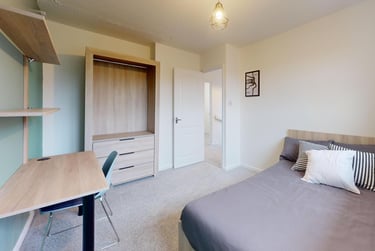 4 bed house, Sandpiper Way, Lenton, Nottingham, NG72EE - Image 1