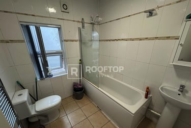 9 bed house, Hanover Square, Woodhouse, Leeds, LS31BQ - Image 13