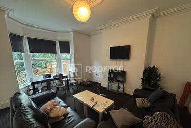 6 bed house, Victoria Road, Hyde Park, Leeds, LS61DR - Image 3