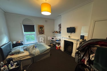 6 bed house, Victoria Road, Hyde Park, Leeds, LS61DR - Image 4
