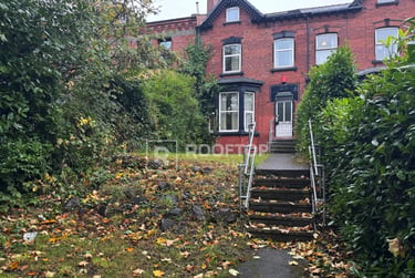 8 bed house, Belle Vue Road, Hyde Park, Leeds, LS31HF - Image 2