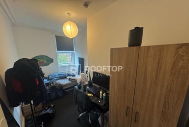 9 bed house, Belle Vue Road, Hyde Park, Leeds, LS31HG - Image 13