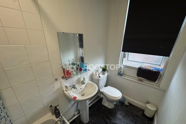 9 bed house, Belle Vue Road, Hyde Park, Leeds, LS31HG - Image 12