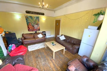 8 bed house, Regent Park Terrace, Rampart Road, Leeds, LS62AX - Image 5
