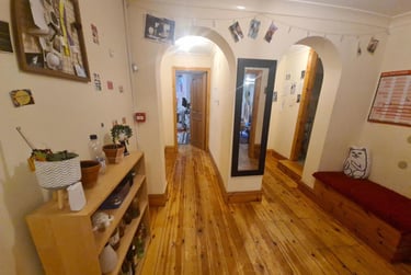 4 bed house, St. Johns Avenue, Hyde Park, Leeds, LS61AW - Image 2