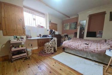 4 bed house, St. Johns Avenue, Hyde Park, Leeds, LS61AW - Image 9