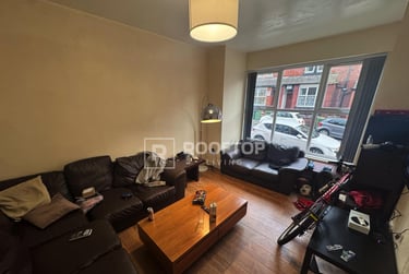 7 bed house, Chestnut Avenue, Hyde Park, Leeds, LS61BA - Image 3