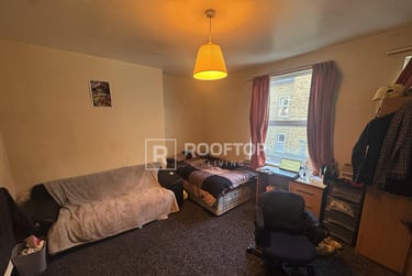 8 bed house, Cardigan Road, Headingley, Leeds, LS63AE - Image 3