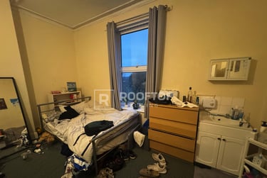 9 bed house, Belle Vue Road, Hyde Park, Leeds, LS31HG - Image 11