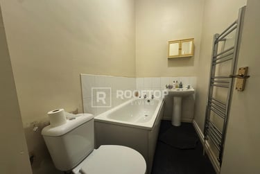 9 bed house, Belle Vue Road, Hyde Park, Leeds, LS31HG - Image 12