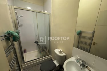 9 bed house, Belle Vue Road, Hyde Park, Leeds, LS31HG - Image 13