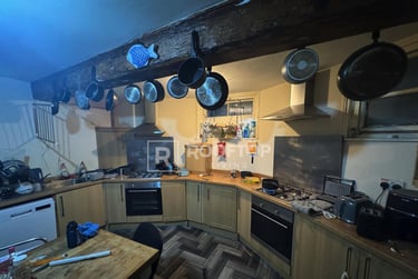 10 bed house, Regent Park Avenue, Rampart Road, Leeds, LS62AU - Image 9