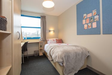 Ensuite - Bronze at The Old Fire Station, 256 King Street, City Centre, Aberdeen, AB245BU - Image 4