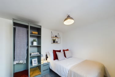 7 bed house, Kippax Street, Rusholme, Manchester, M144FX - Image 2