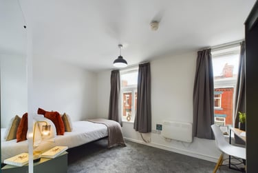 7 bed house, Kippax Street, Rusholme, Manchester, M144FX - Image 6