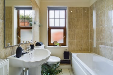 6 bed house, West Parade, West End, Lincoln, LN11LY - Image 11