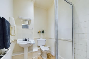 6 bed house, West Parade, West End, Lincoln, LN11LY - Image 14
