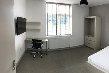 6 bed house, Rectory Place, City Centre, Loughborough, LE111UW - Image 4