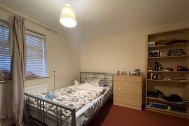 4 bed house, Kingfisher Way, City Centre, Loughborough, LE113NF - Image 2