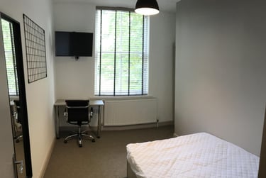 6 bed house, Rectory Place, City Centre, Loughborough, LE111UW - Image 6