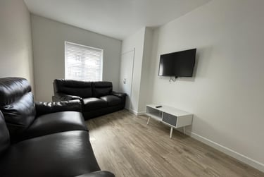 6 bed house, Oliver Road, City Centre, Loughborough, LE112BZ - Image 3