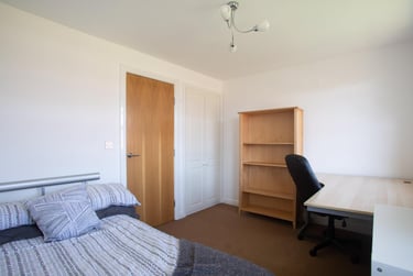 4 bed house, Wren Close, City Centre, Loughborough, LE113HL - Image 9