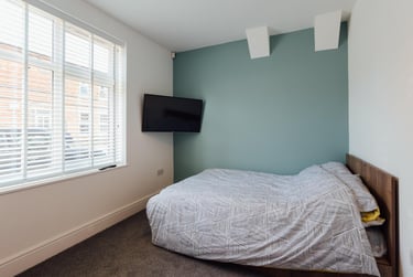 5 bed house, Oxford Street, City Centre, Loughborough, LE115DP - Image 11