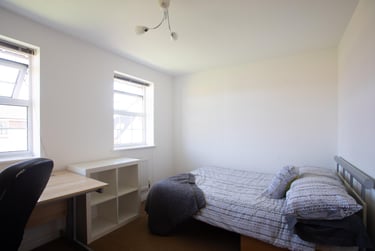 4 bed house, Wren Close, City Centre, Loughborough, LE113HL - Image 8
