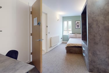 5 bed house, Orchard Street, City Centre, Loughborough, LE115AZ - Image 2
