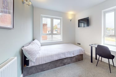 5 bed house, Orchard Street, City Centre, Loughborough, LE115AZ - Image 3