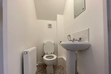 4 bed house, Goods Yard Close, City Centre, Loughborough, LE115EB - Image 7