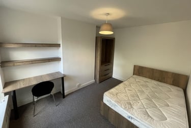 4 bed house, Paget Street, City Centre, Loughborough, LE115DU - Image 8