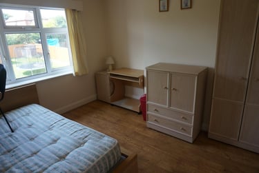 3 bed house, Benscliffe Drive, City Centre, Loughborough, LE113JP - Image 4