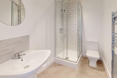 1 bed house, 2 Lemyngton Street, City Centre, Loughborough, LE111UH - Image 4